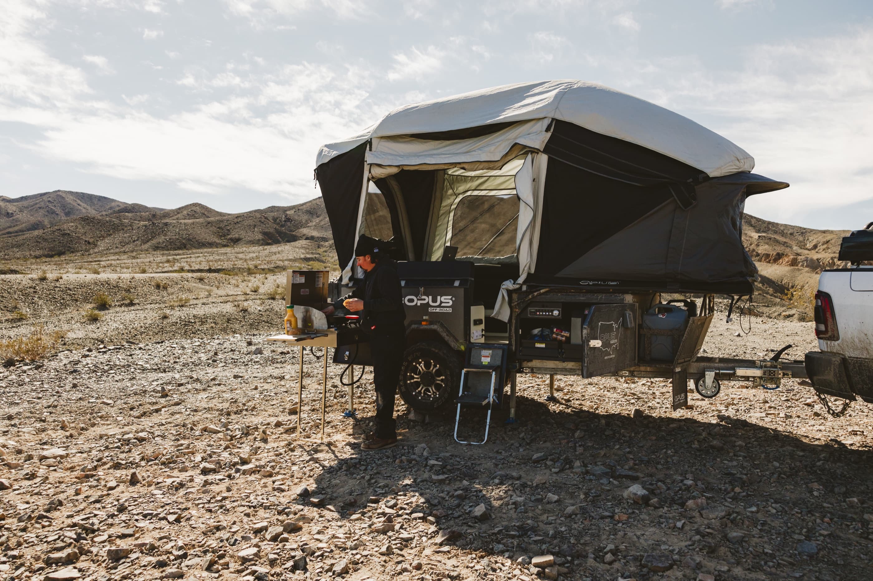 LITE, AIR tent and annex · up in minutes